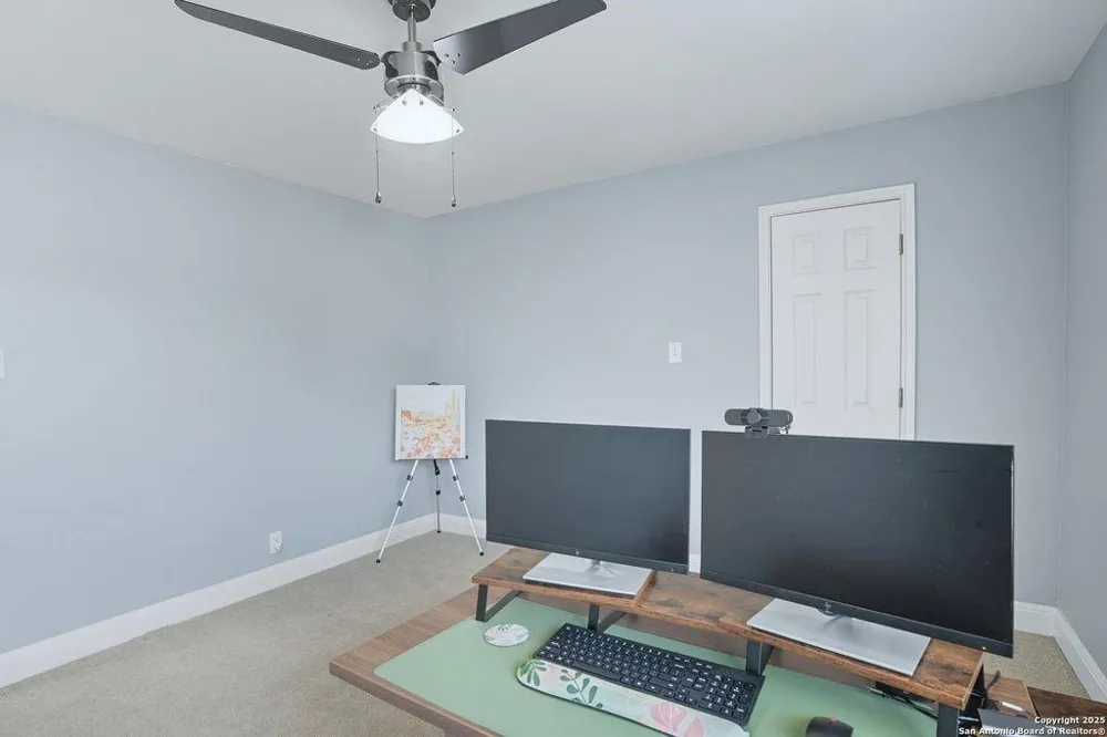 663 Lynx Mountain San Antonio, TX 78251