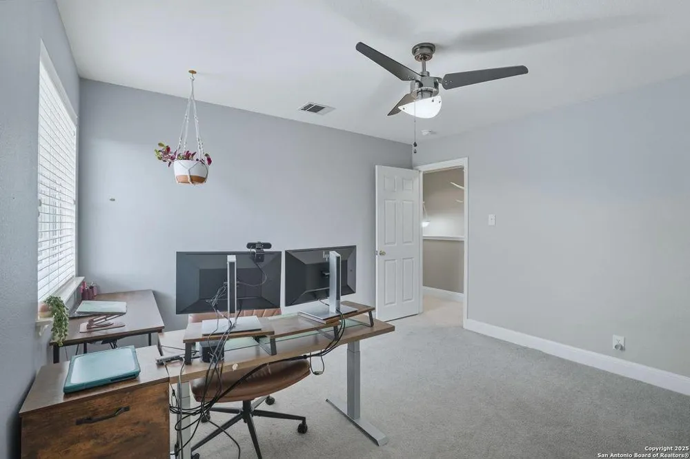 663 Lynx Mountain San Antonio, TX 78251