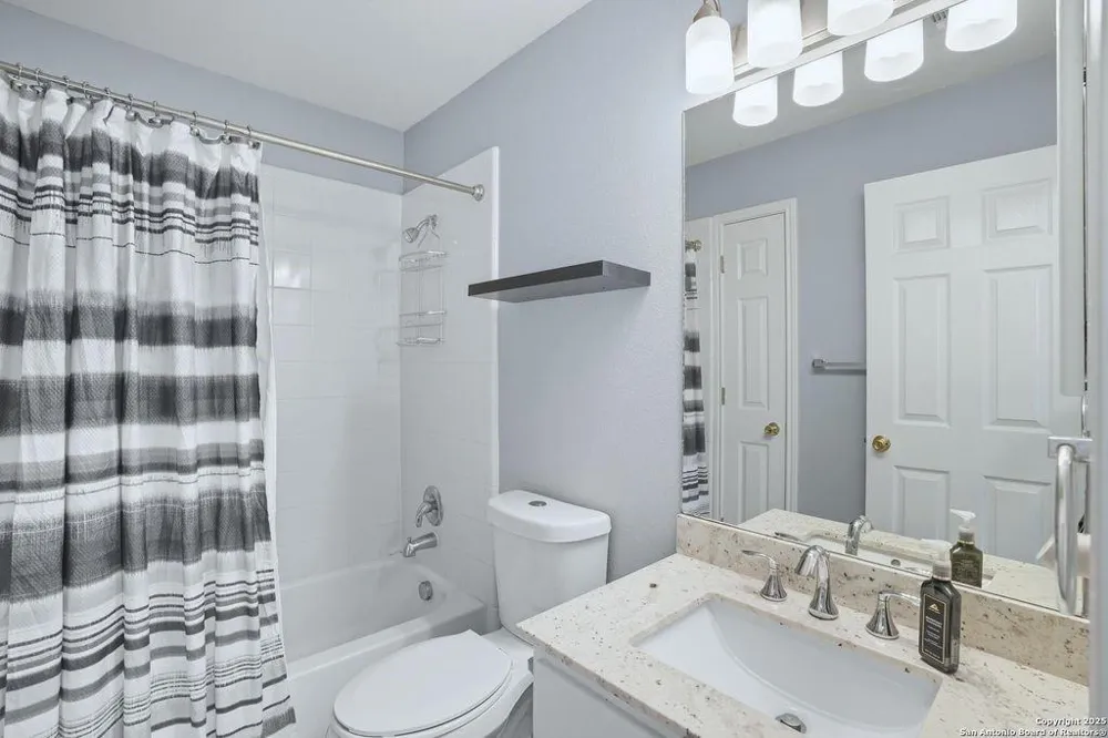 663 Lynx Mountain San Antonio, TX 78251