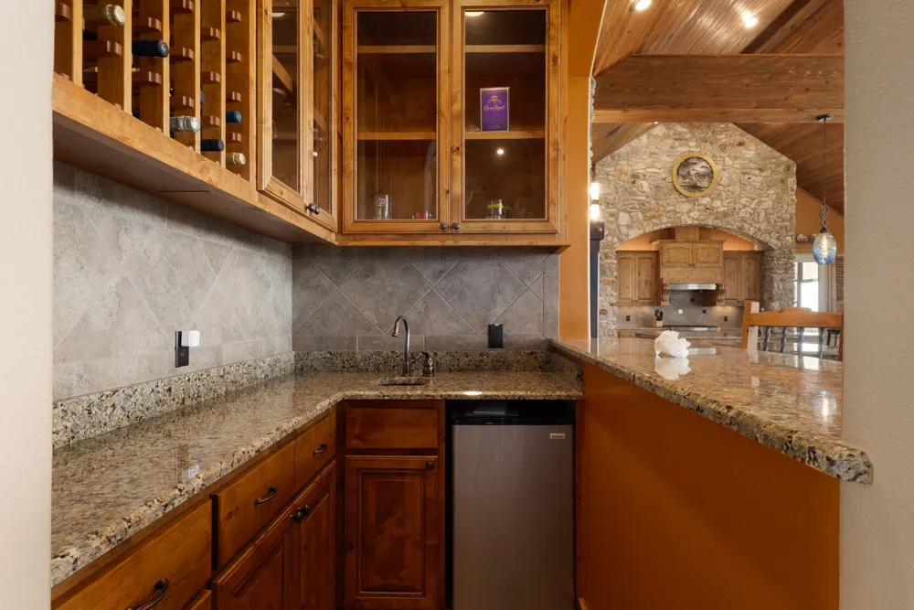 2810 Bridlewood Ranches Dr. San Marcos, TX 78666