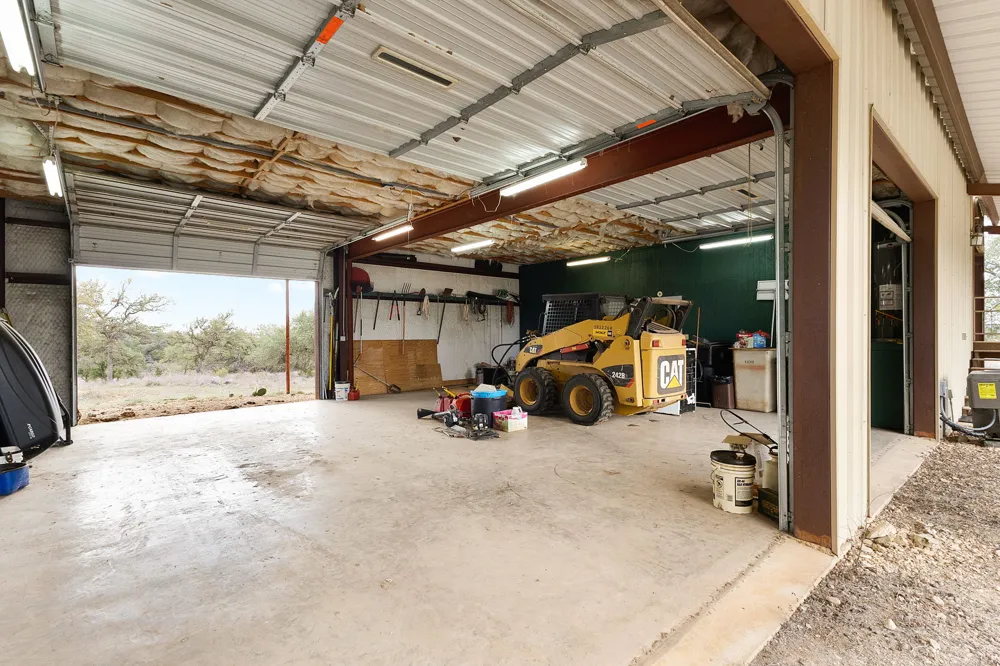 2810 Bridlewood Ranches Dr. San Marcos, TX 78666