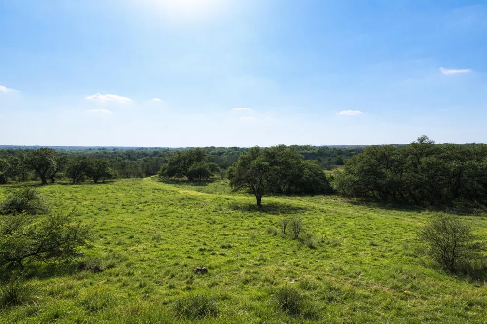2810 Bridlewood Ranches Dr. San Marcos, TX 78666