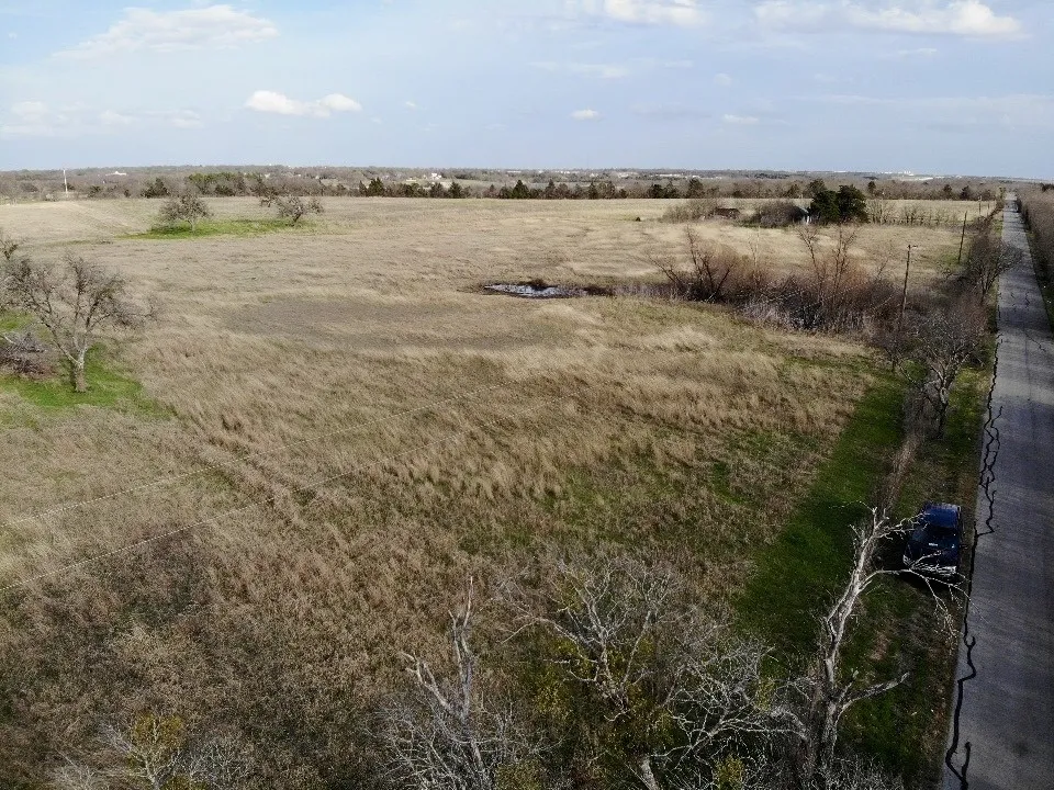 1900 Nesuda Road Ennis, TX 75119