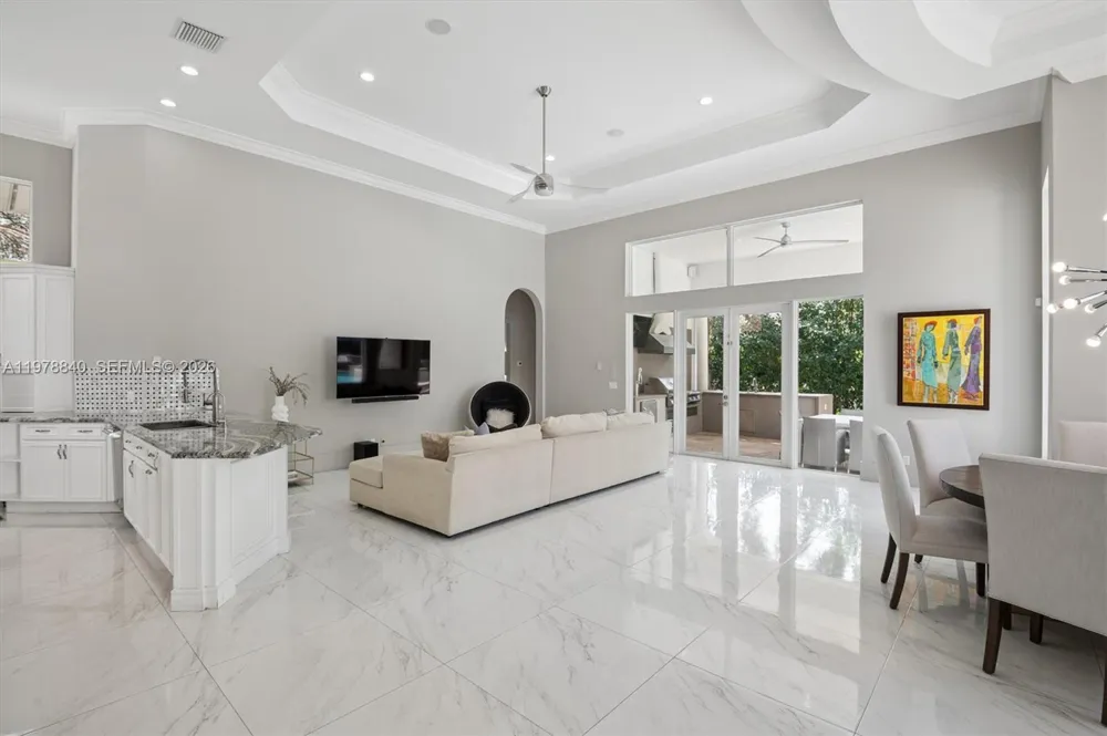 12922 Grand Oaks Dr Davie, FL 33330