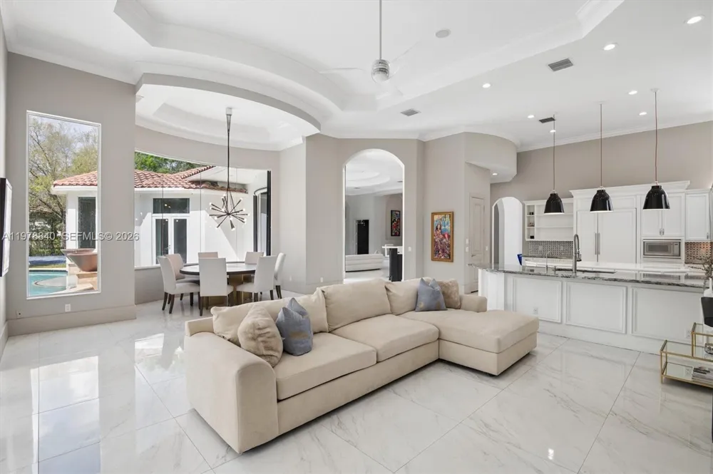 12922 Grand Oaks Dr Davie, FL 33330