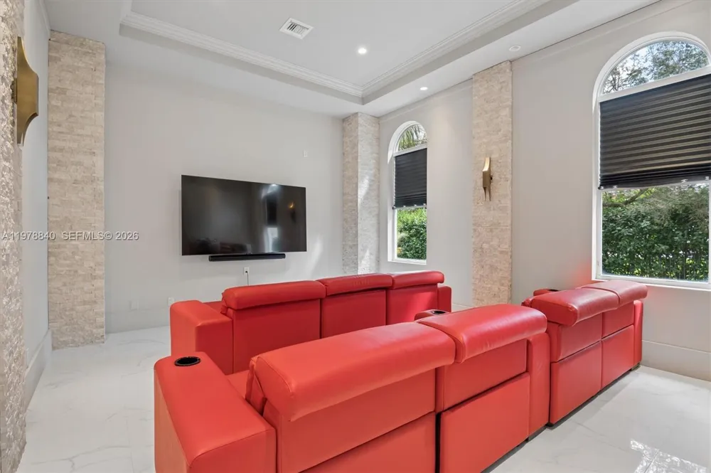 12922 Grand Oaks Dr Davie, FL 33330