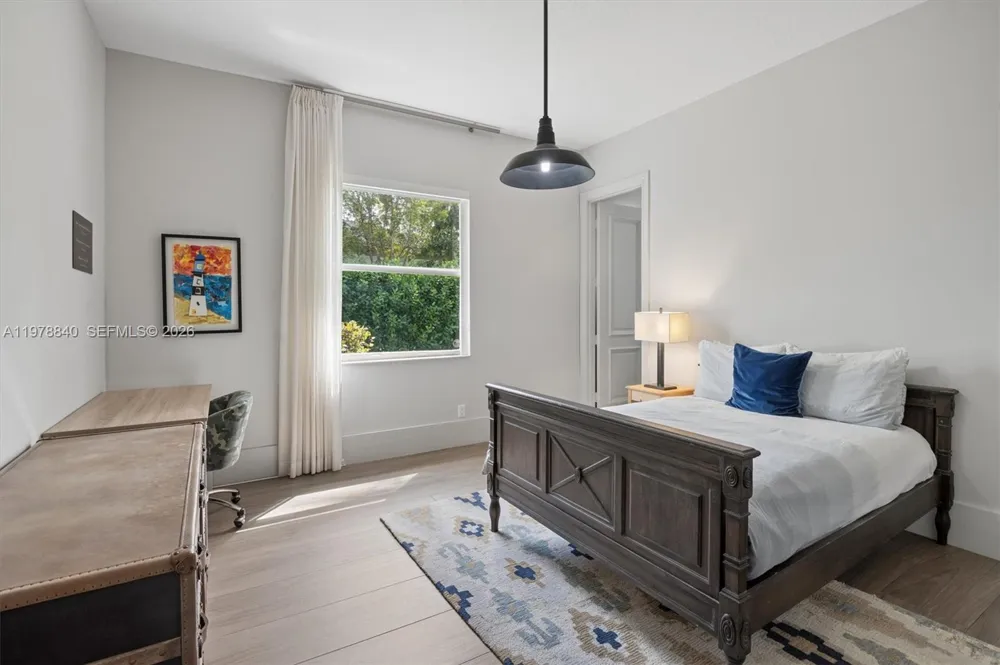 12922 Grand Oaks Dr Davie, FL 33330