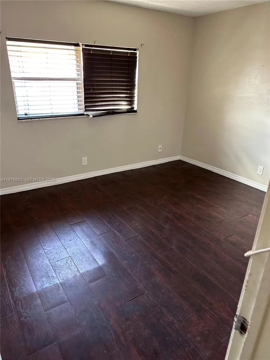 5223 NW 27th St #9B Lauderhill, FL 33313