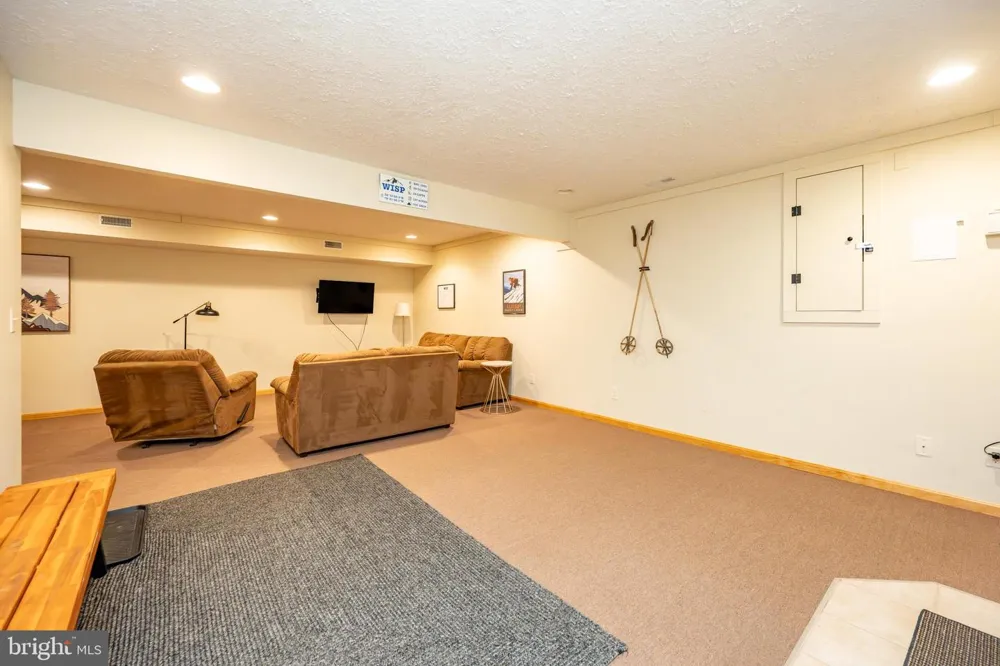 37 SUGAR MAPLE LANE Mc Henry, MD 21541