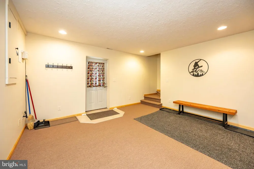 37 SUGAR MAPLE LANE Mc Henry, MD 21541