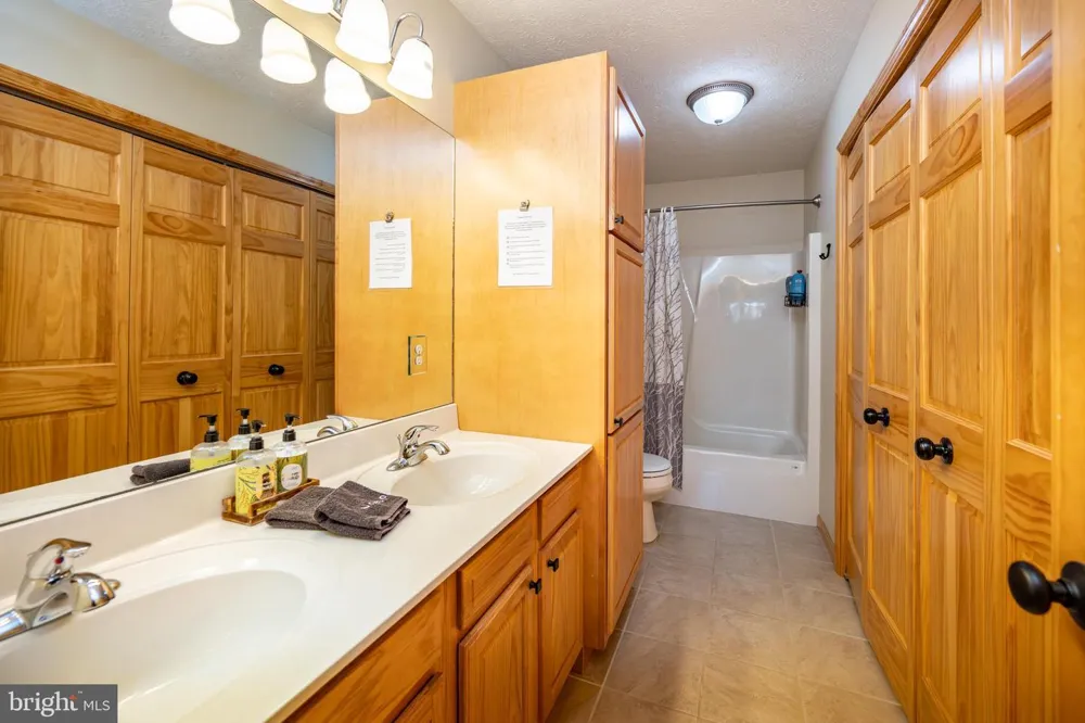 37 SUGAR MAPLE LANE Mc Henry, MD 21541