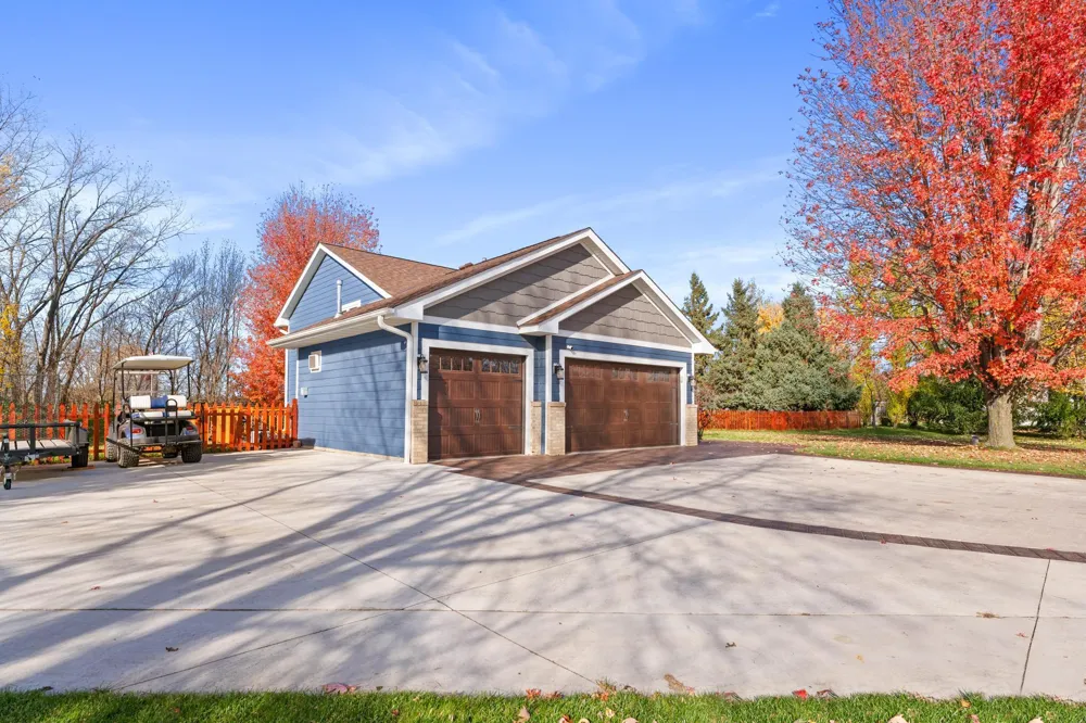 27314 Jody Avenue Chisago City, MN 55013