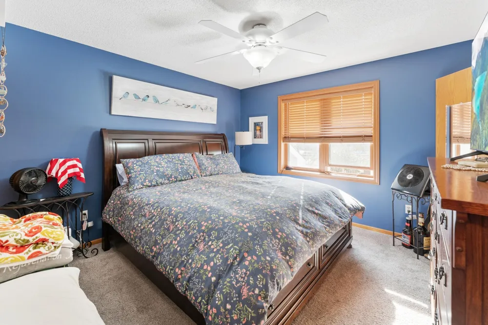 27314 Jody Avenue Chisago City, MN 55013