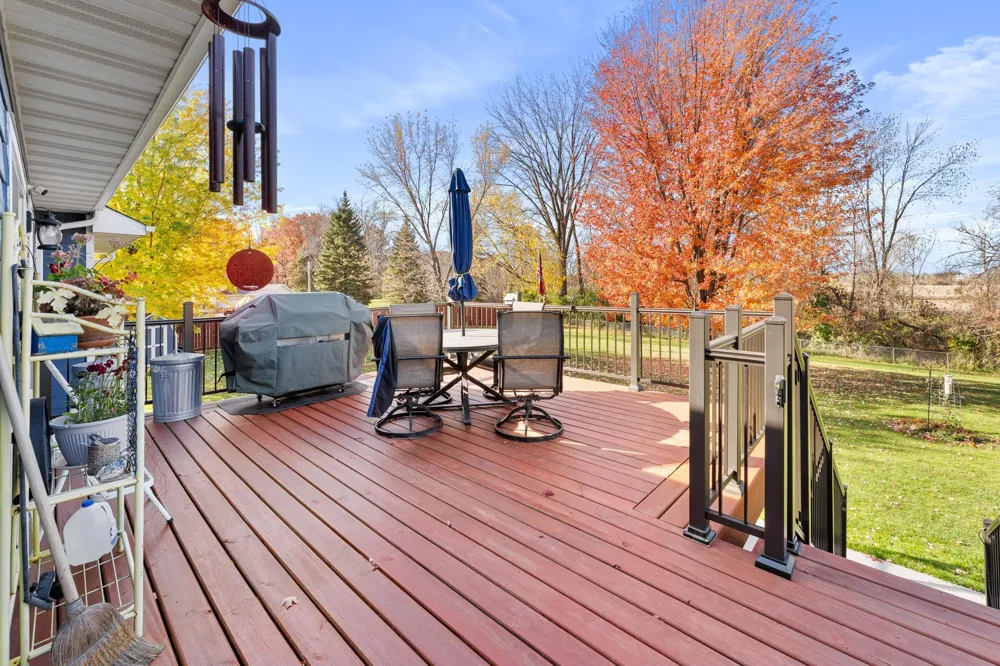 27314 Jody Avenue Chisago City, MN 55013