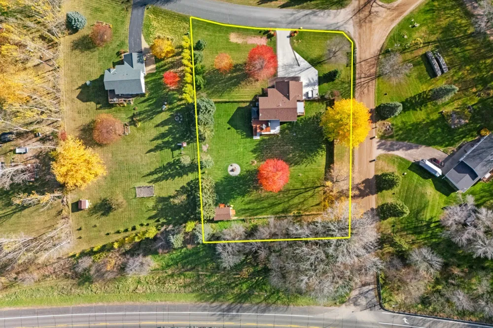 27314 Jody Avenue Chisago City, MN 55013