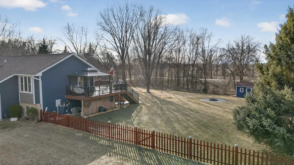 27314 Jody Avenue Chisago City, MN 55013