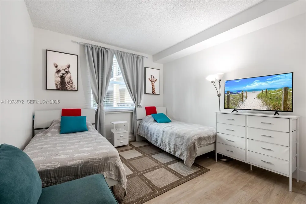 17100 Bay Rd #1414 Sunny Isles Beach, FL 33160