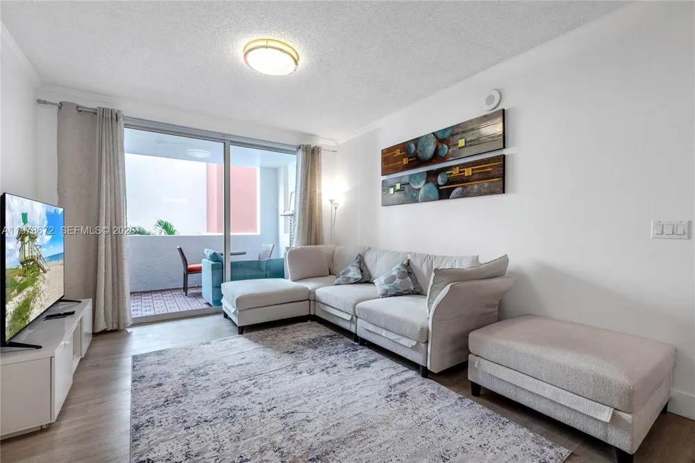 17100 Bay Rd #1414 Sunny Isles Beach, FL 33160
