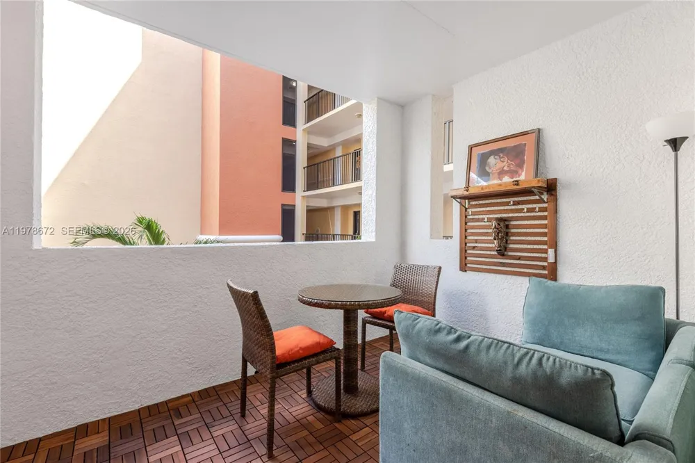17100 Bay Rd #1414 Sunny Isles Beach, FL 33160