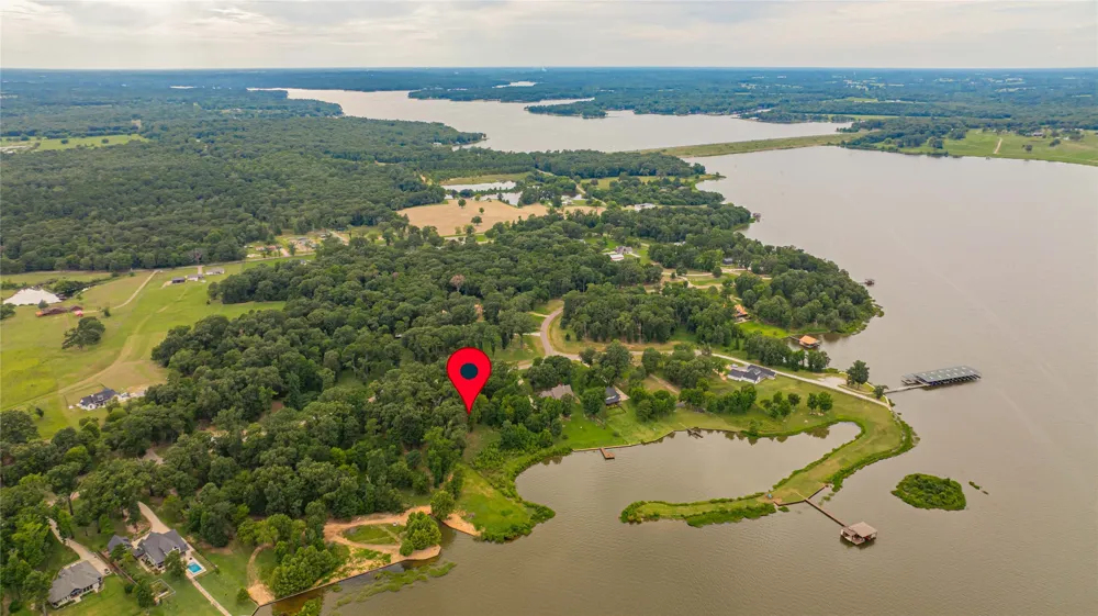 Waters Edge Lane Scroggins, TX 75480