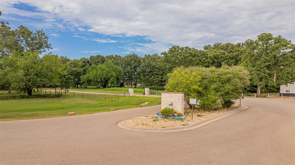 Waters Edge Lane Scroggins, TX 75480