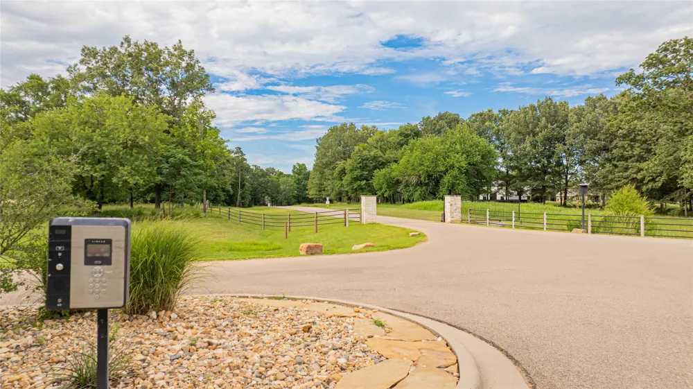 Waters Edge Lane Scroggins, TX 75480
