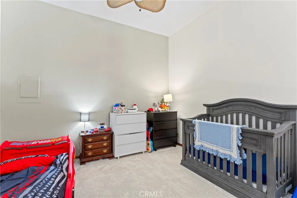 27528 Ashwood Lane Lake Arrowhead, CA 92352