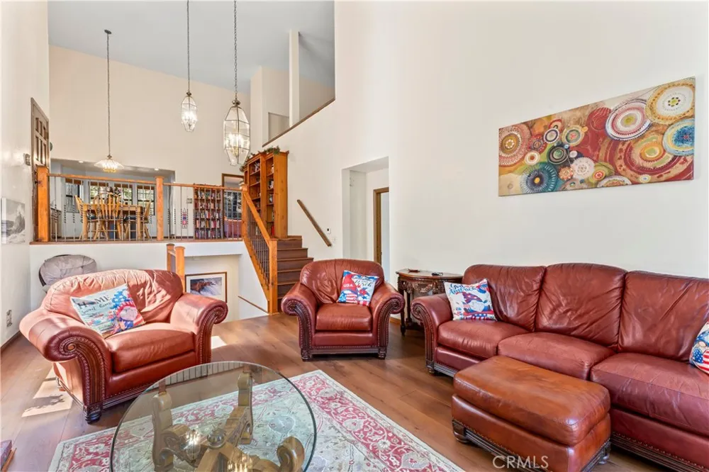 27528 Ashwood Lane Lake Arrowhead, CA 92352