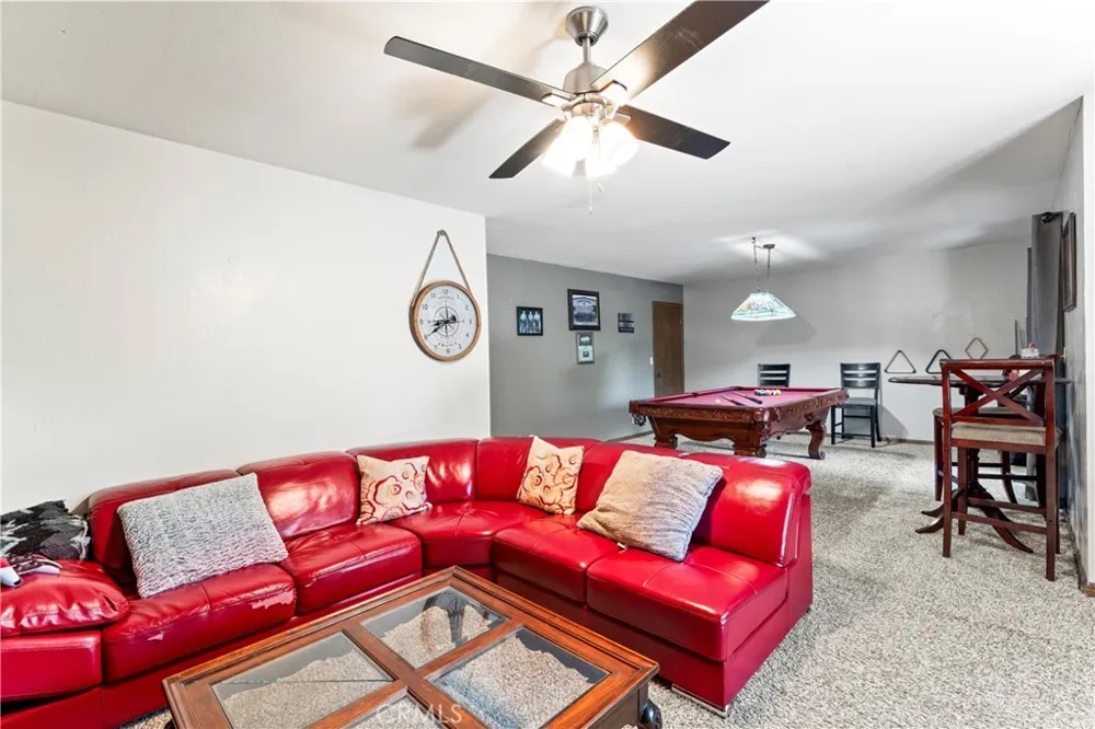 27528 Ashwood Lane Lake Arrowhead, CA 92352