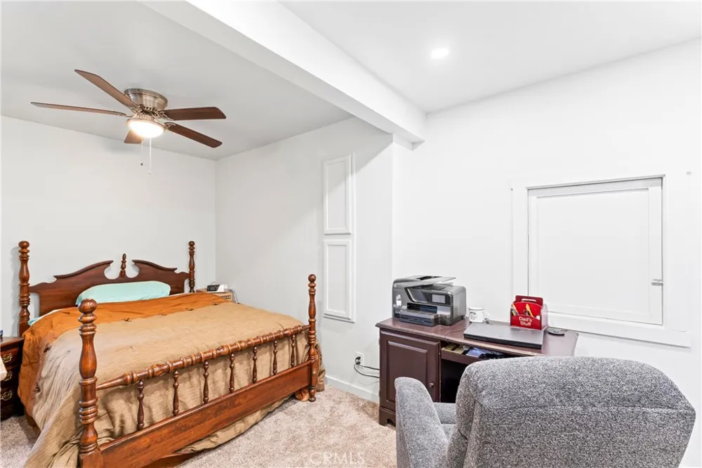 27528 Ashwood Lane Lake Arrowhead, CA 92352