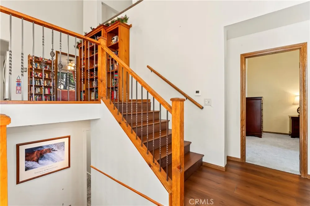 27528 Ashwood Lane Lake Arrowhead, CA 92352