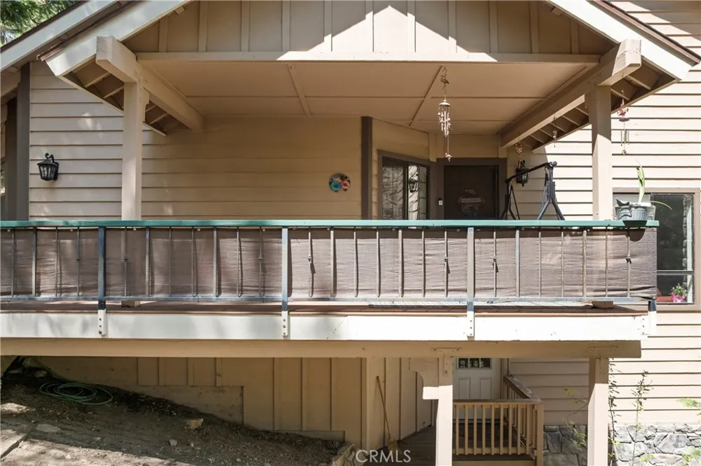 27528 Ashwood Lane Lake Arrowhead, CA 92352