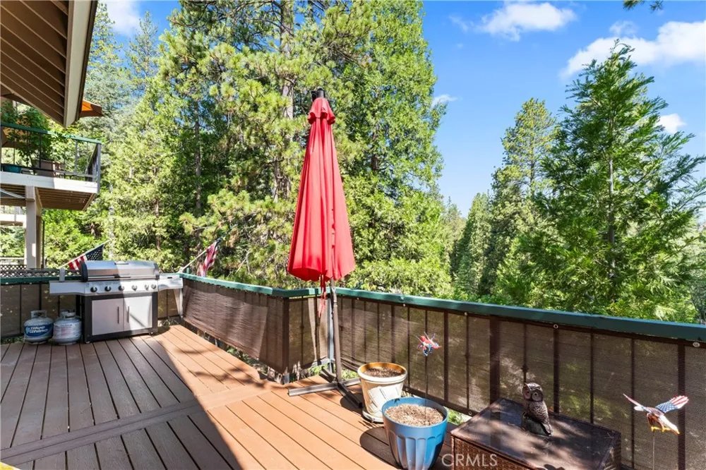 27528 Ashwood Lane Lake Arrowhead, CA 92352