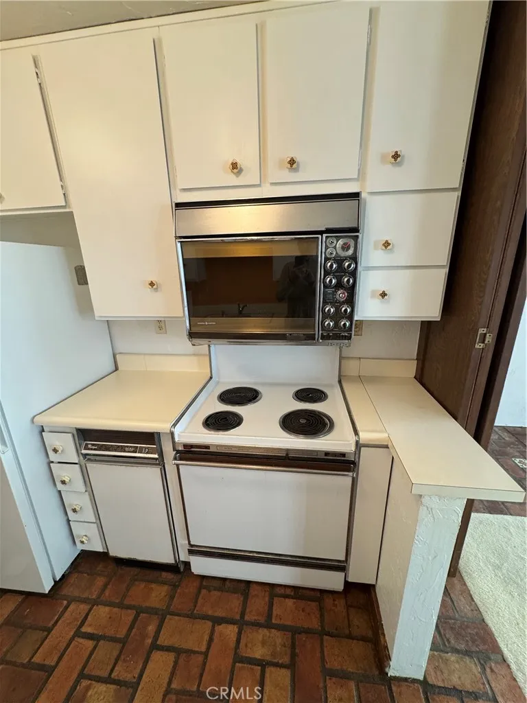 535 Esplanade #601 Redondo Beach, CA 90277