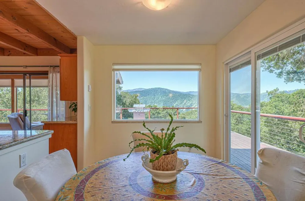 31485 Via Las Rosas Carmel Valley, CA 93924