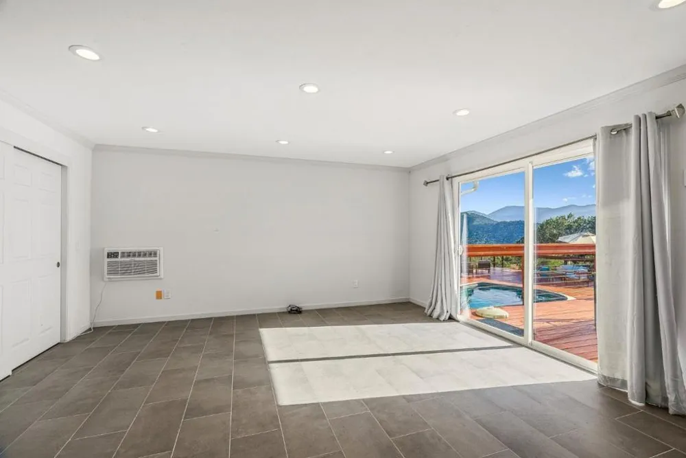 31485 Via Las Rosas Carmel Valley, CA 93924