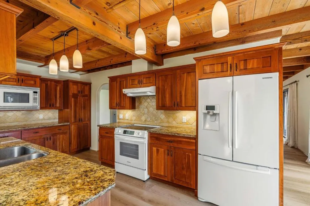 31485 Via Las Rosas Carmel Valley, CA 93924