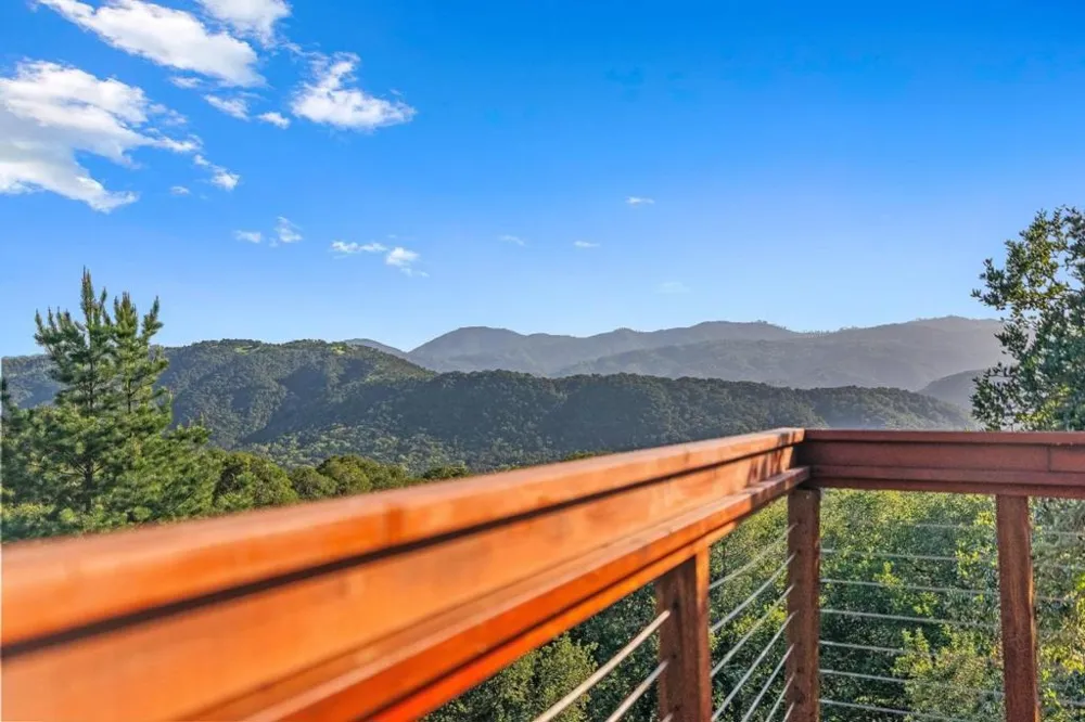 31485 Via Las Rosas Carmel Valley, CA 93924