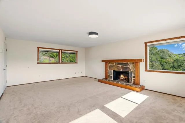 31485 Via Las Rosas Carmel Valley, CA 93924