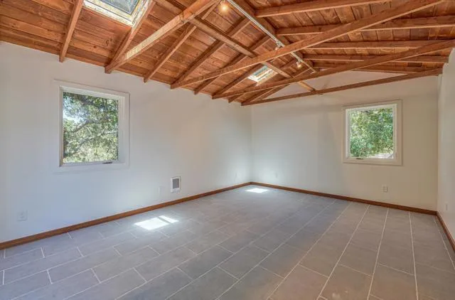 31485 Via Las Rosas Carmel Valley, CA 93924
