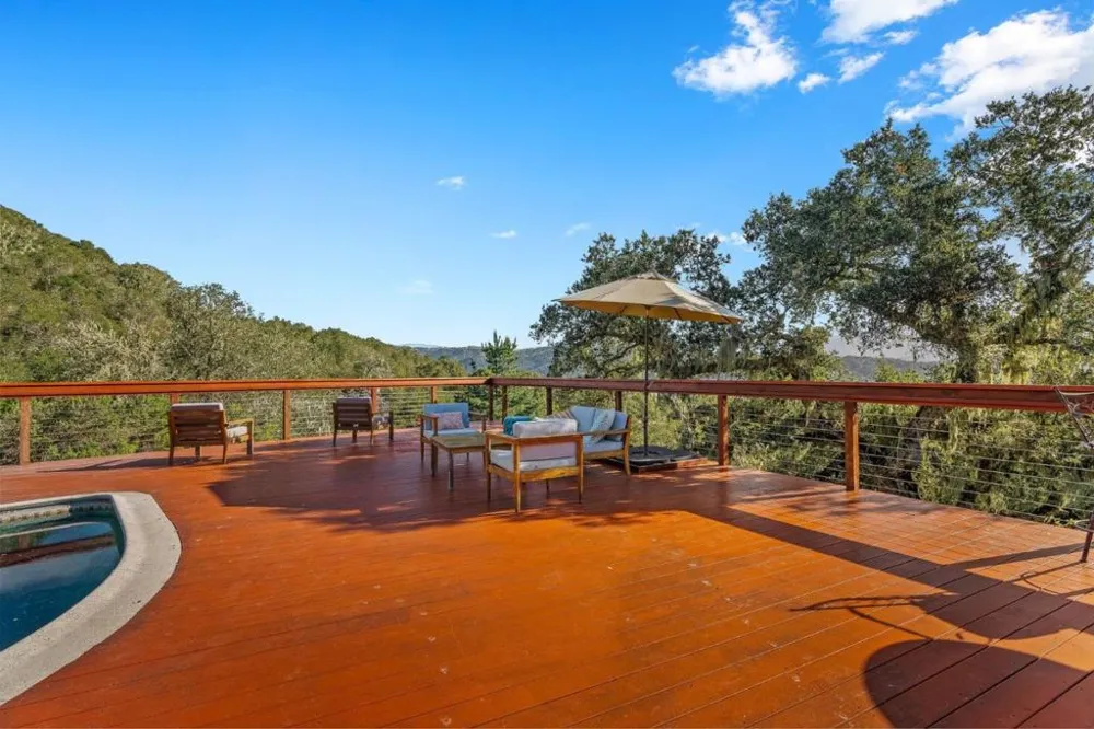 31485 Via Las Rosas Carmel Valley, CA 93924
