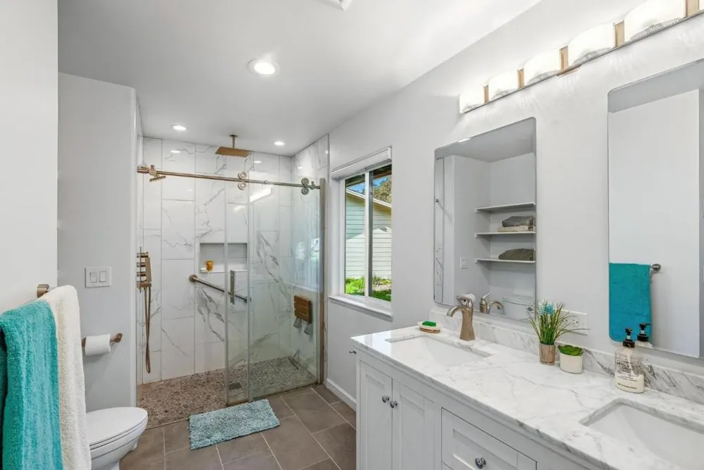 31485 Via Las Rosas Carmel Valley, CA 93924