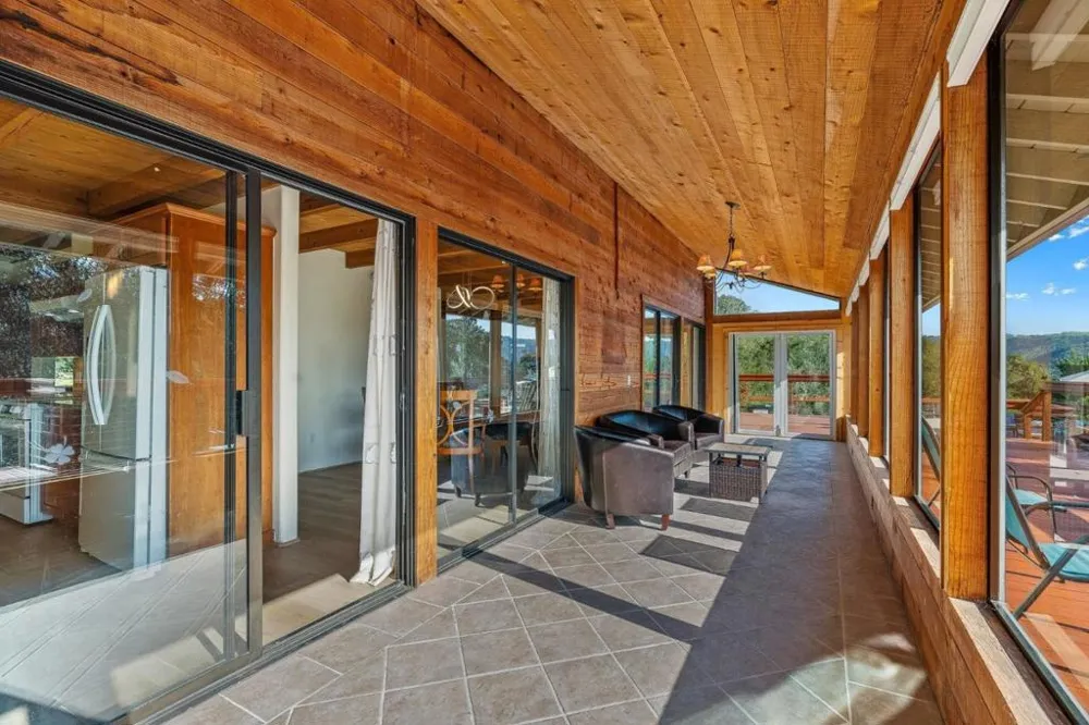 31485 Via Las Rosas Carmel Valley, CA 93924