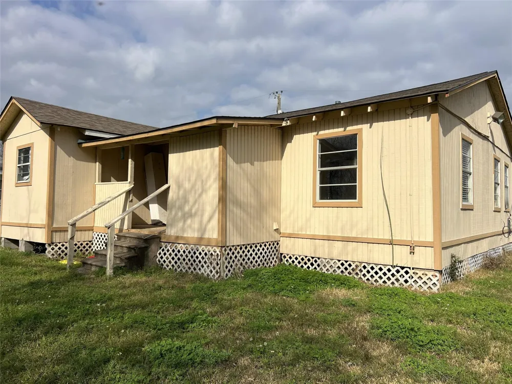 380 Governors Hogg Drive Point Blank, TX 77364