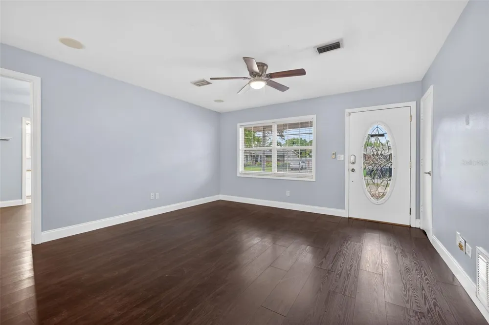 1414 85TH AVENUE St Petersburg, FL 33702