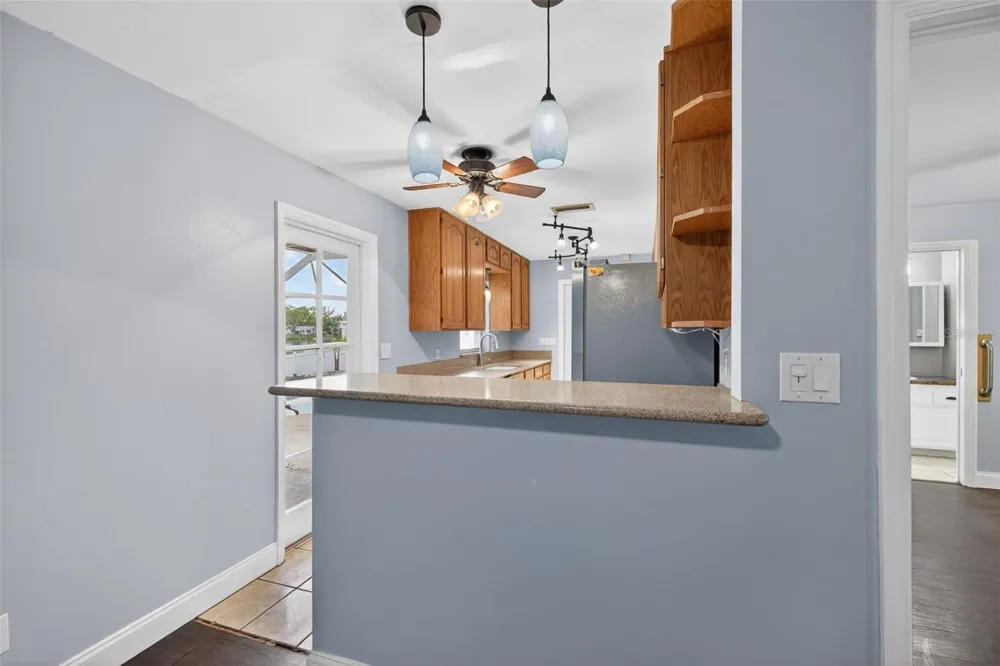 1414 85TH AVENUE St Petersburg, FL 33702