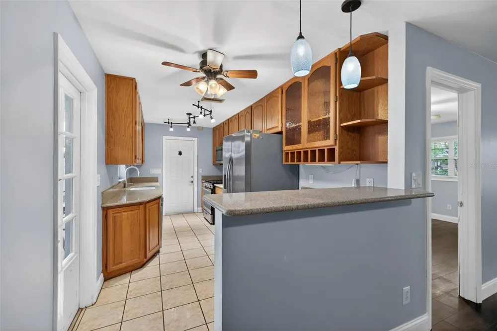 1414 85TH AVENUE St Petersburg, FL 33702
