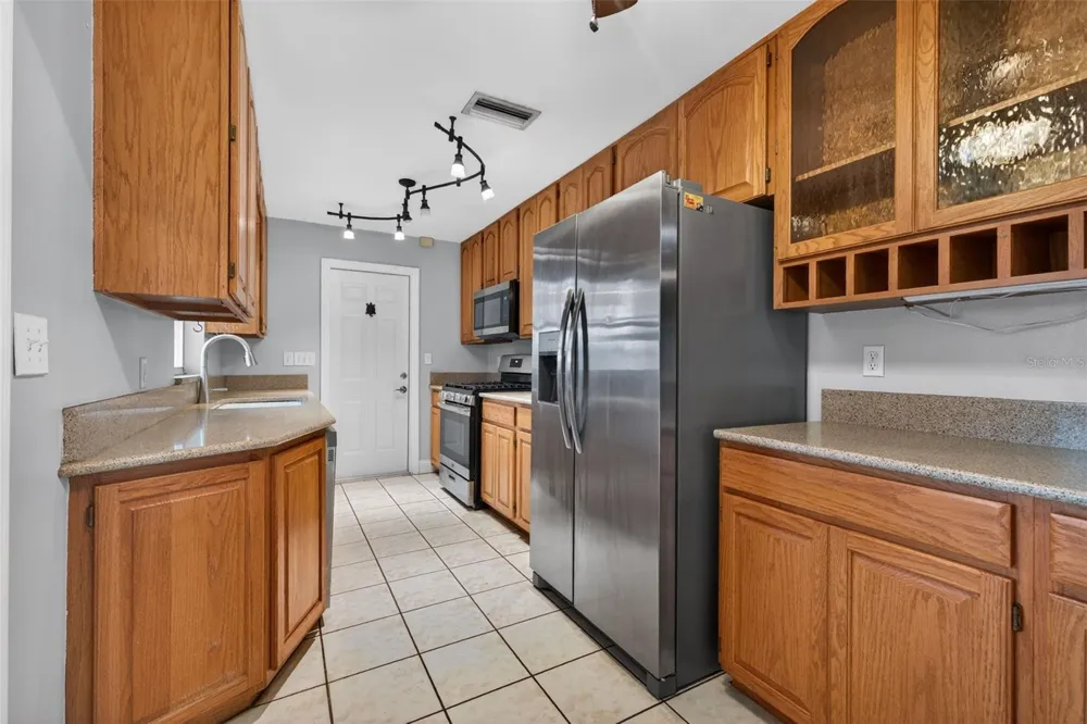 1414 85TH AVENUE St Petersburg, FL 33702