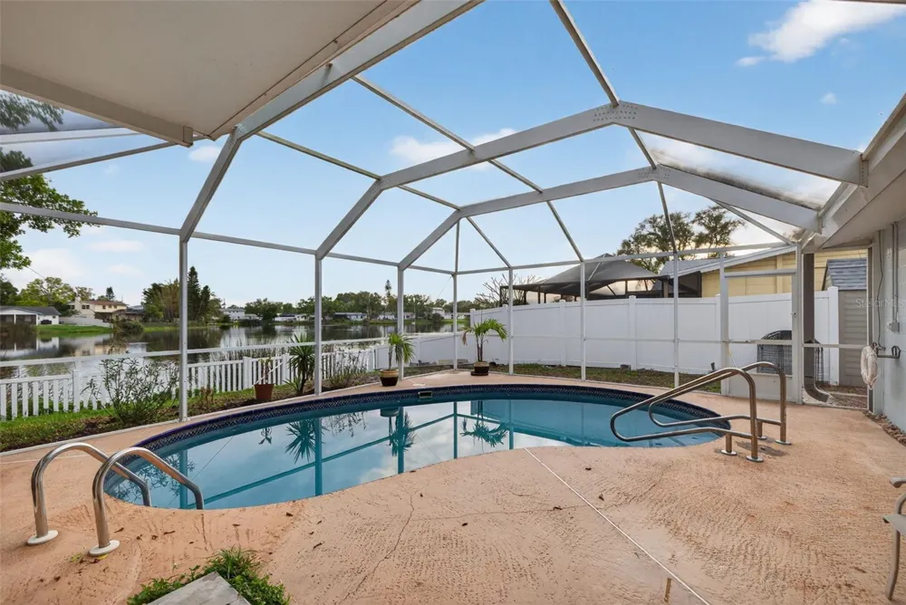 1414 85TH AVENUE St Petersburg, FL 33702