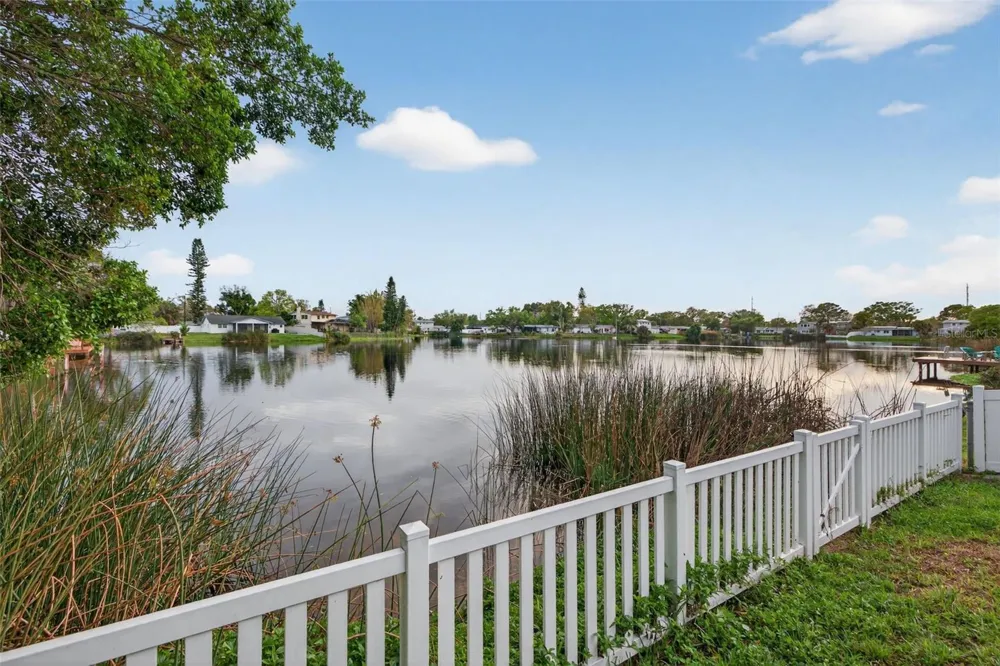 1414 85TH AVENUE St Petersburg, FL 33702